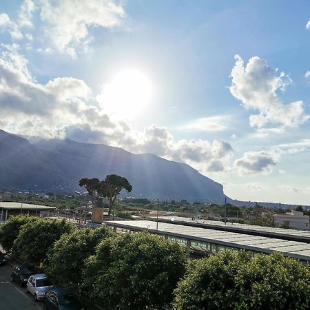 Le Metro Bed and Breakfast Carini Δωμάτιο φωτογραφία