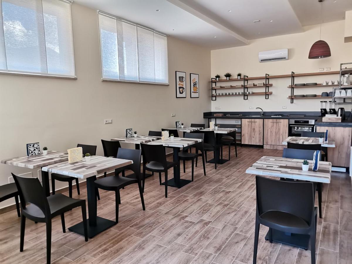Le Metro Bed and Breakfast Carini Εξωτερικό φωτογραφία